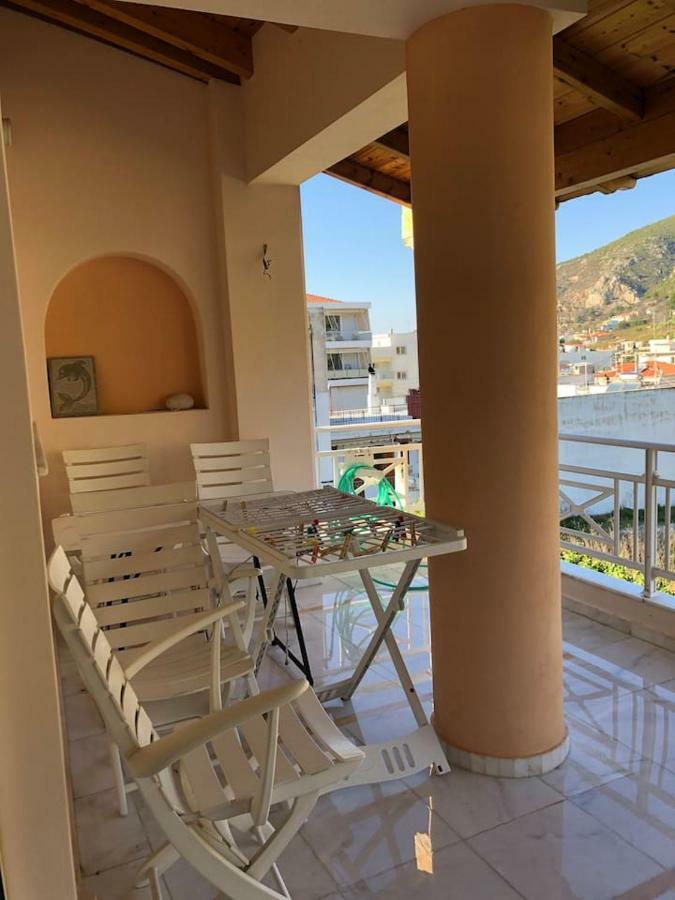 Azure Retreat Apartment Loutraki  Bagian luar foto