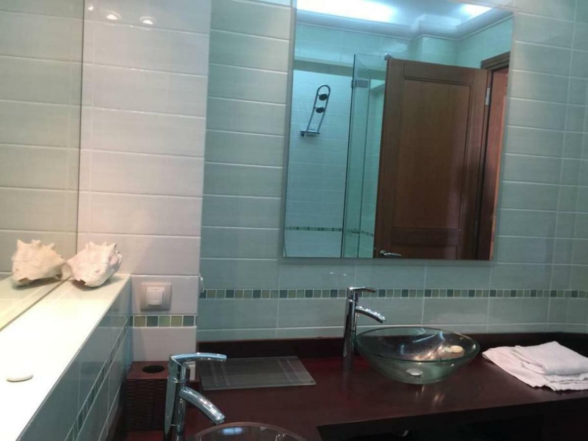 Azure Retreat Apartment Loutraki  Bagian luar foto